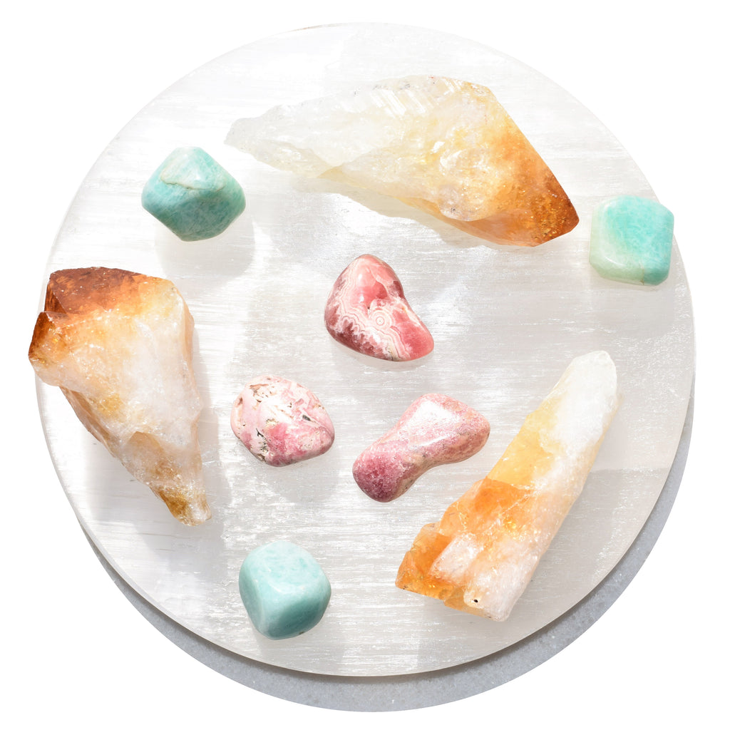 How do you Charge & Cleanse Natural Gemstone Crystals & Jewelry with Selenite?